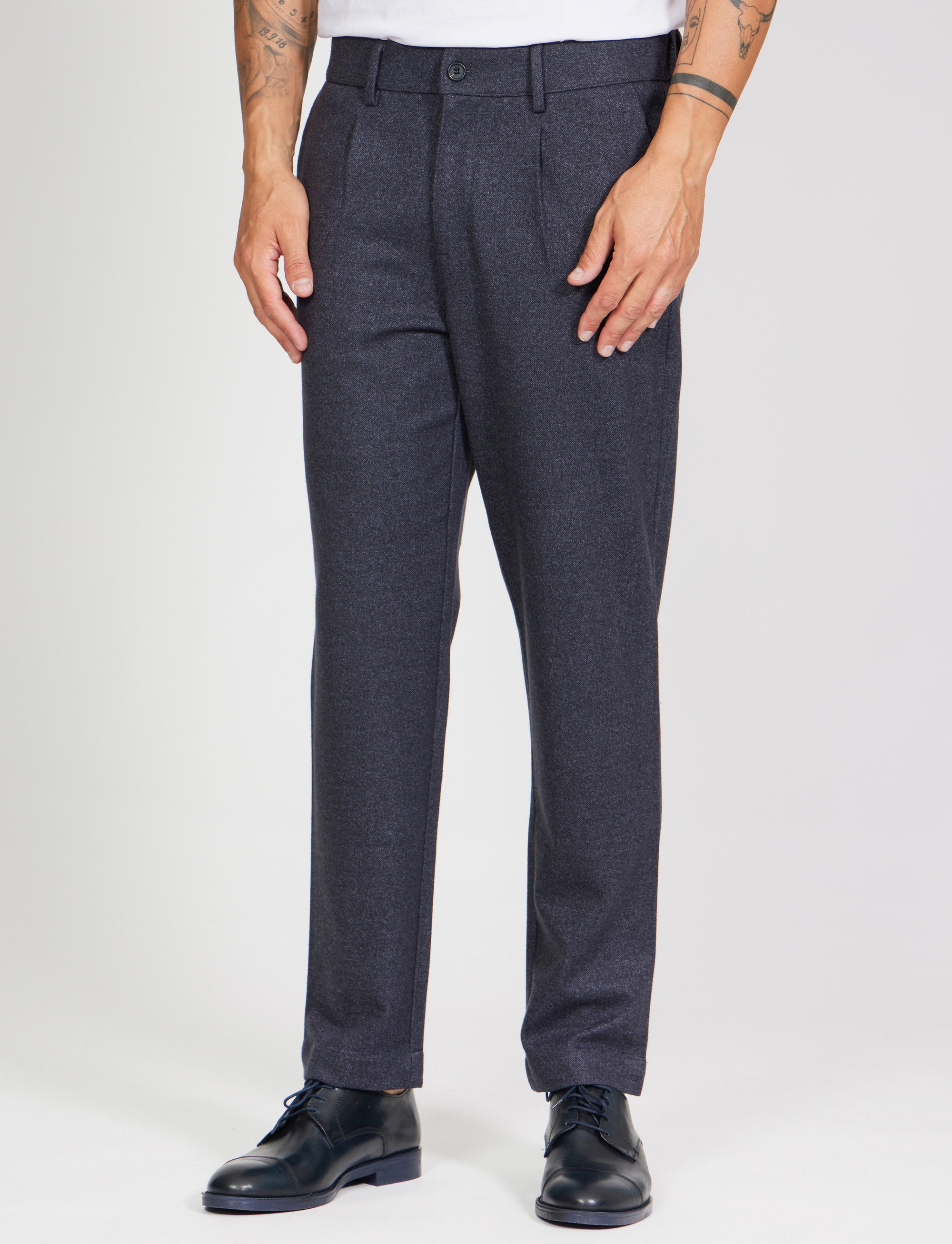 Pantalone punto Milano con micro stampa