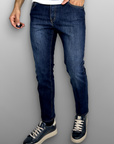 Jeans regular lavaggio medio