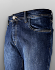 Jeans regular lavaggio medio