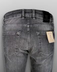 Jeans regular lavaggio grigio