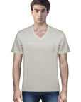 V-neck T-shirt with pocket