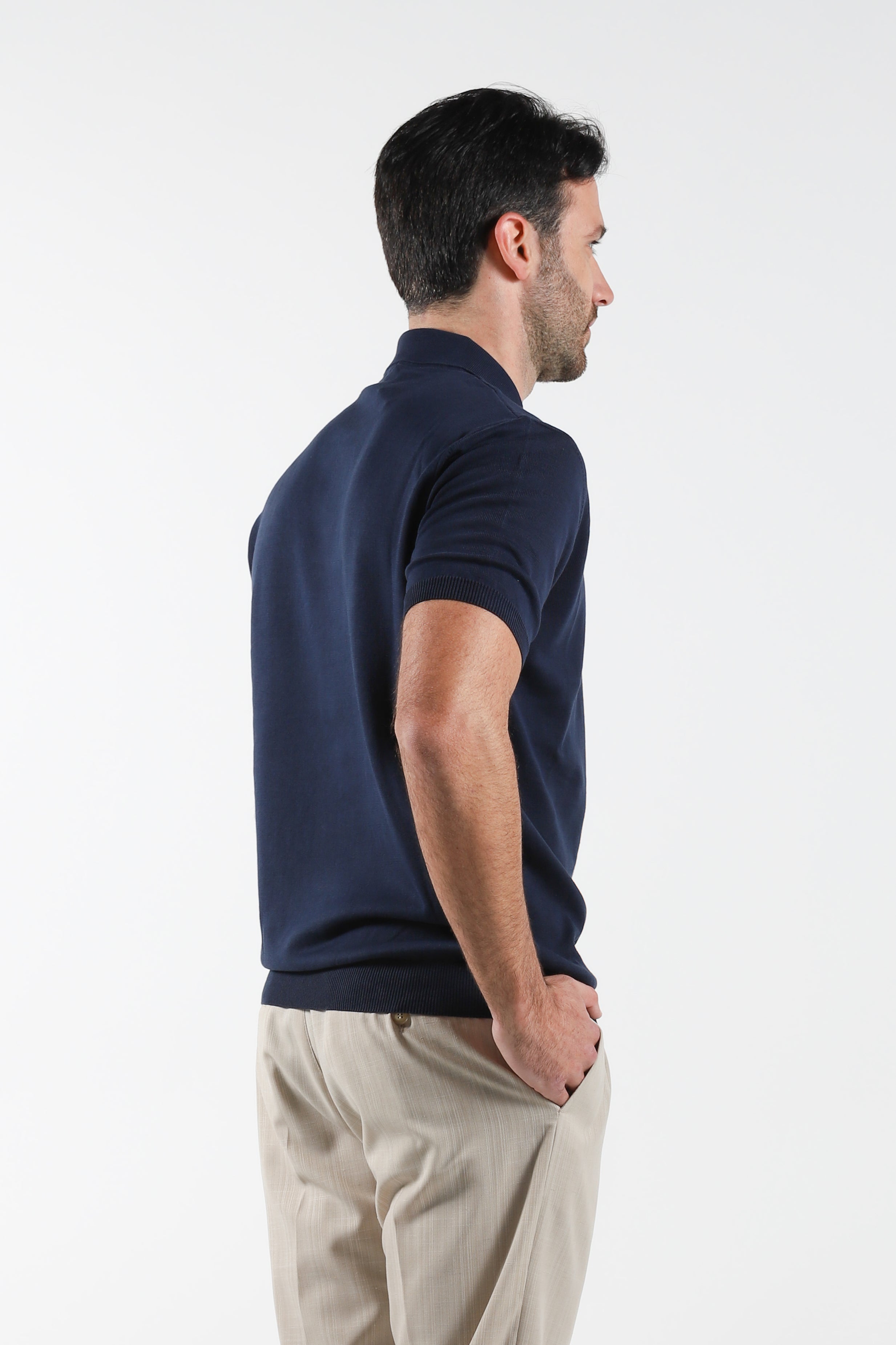 Half sleeved 3 button thread polo shirt