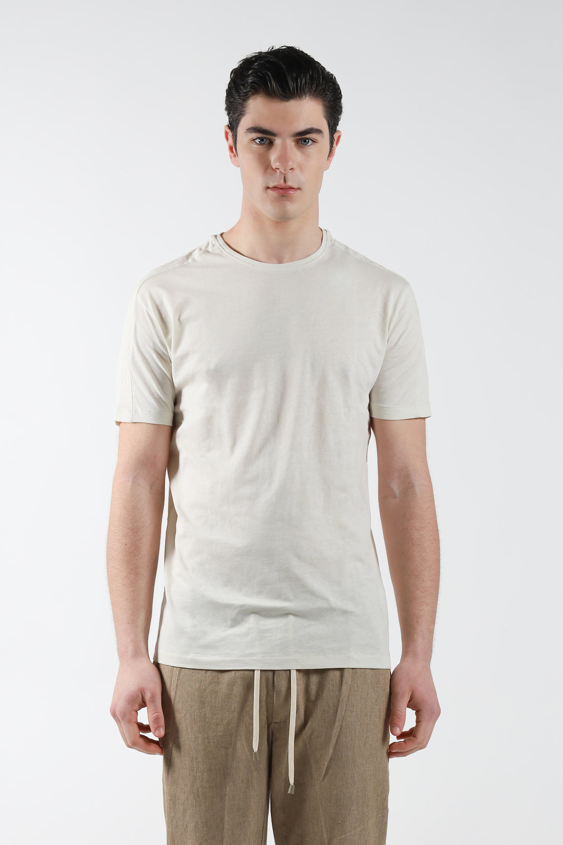 T-Shirt giro collo con stampa sulla spalla - Beige